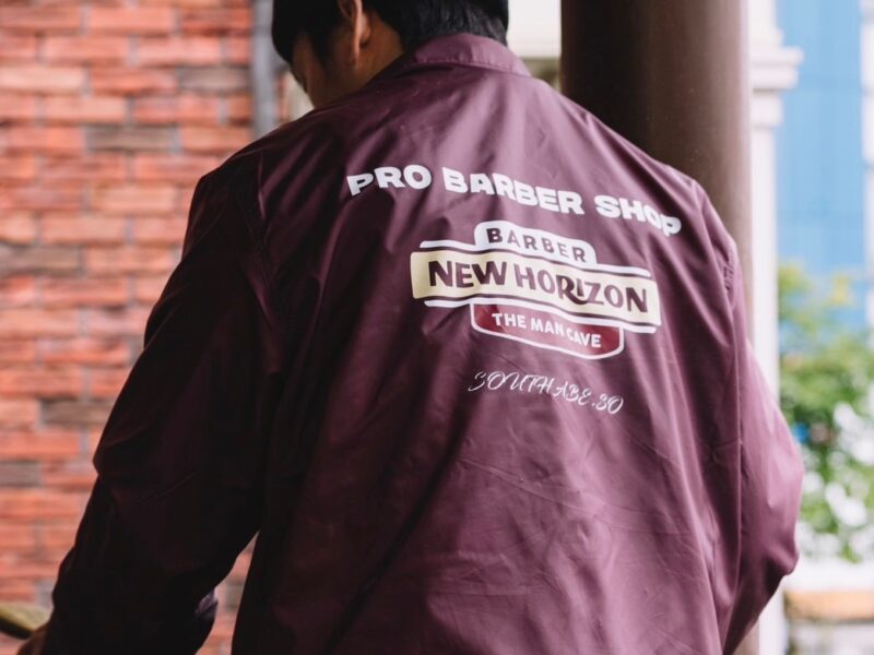 コーチジャケットをデザイン